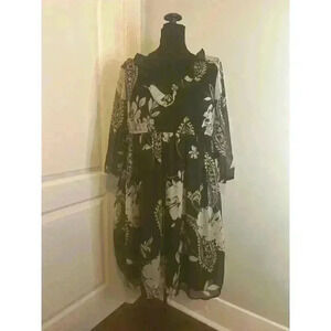 Capsule Women’s 10 Black Floral Empire Waist Knee‎ Length Sheath Dress